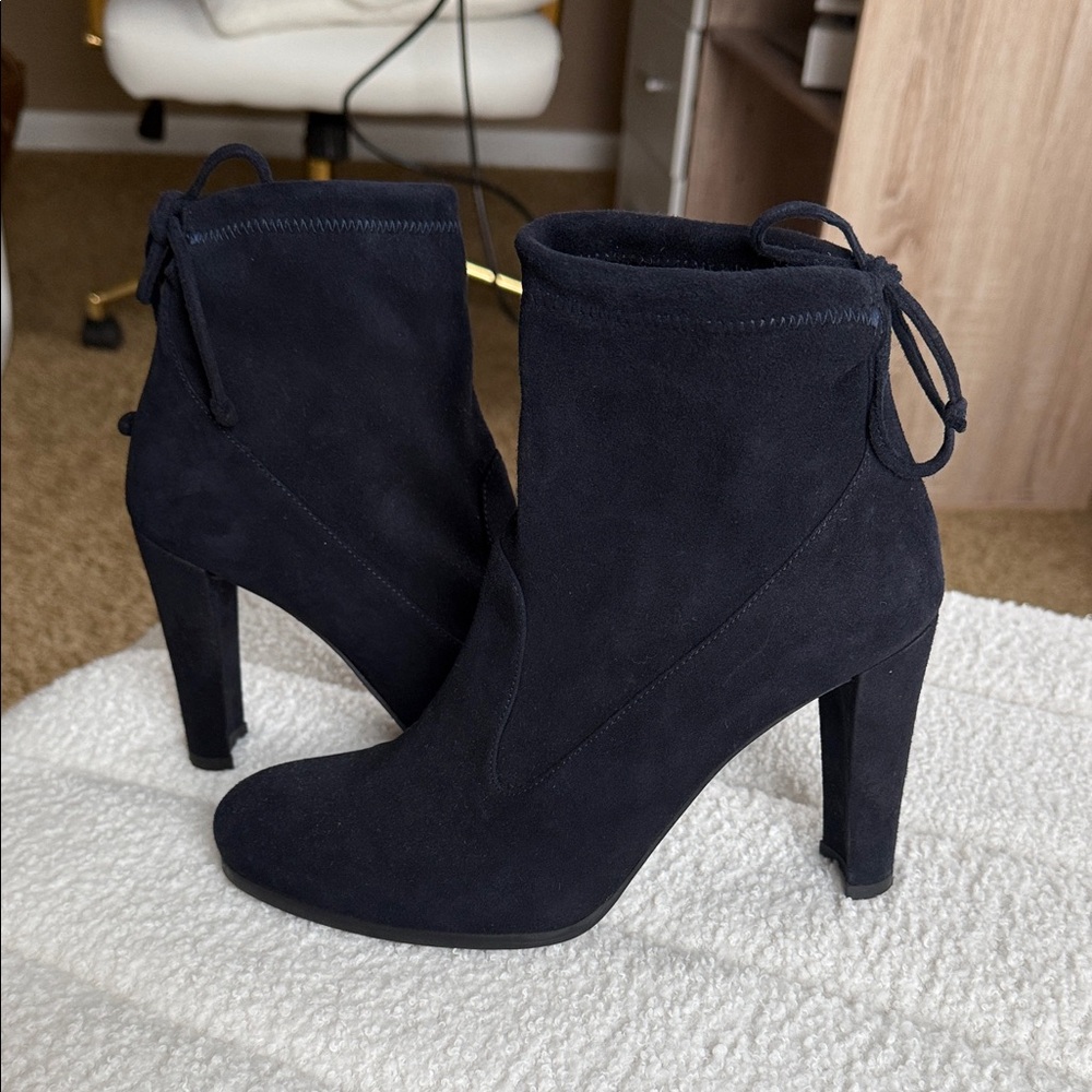 Stuart Weitzman black Suede Heeled Boots